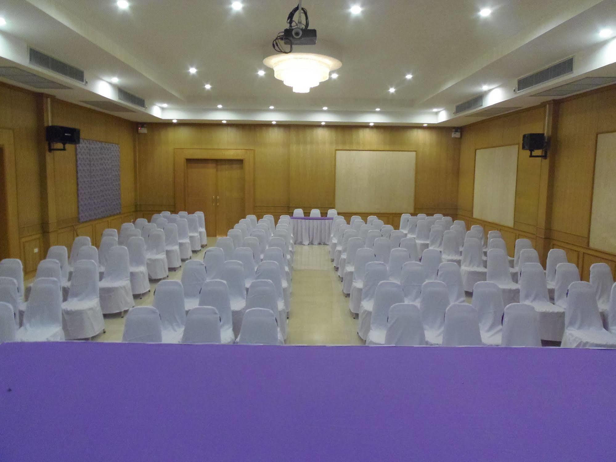Family Hotel Khon Kaen Eksteriør billede